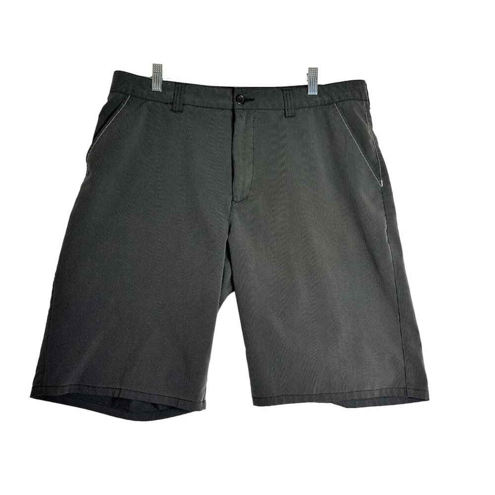 Travis Mathew Black Pinstripe Stretch Golf Shorts Mens 36